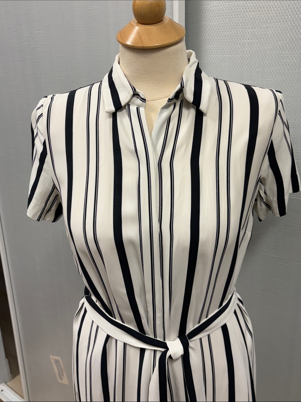 Ann Taylor White and Black Striped Short Sleeve Dress